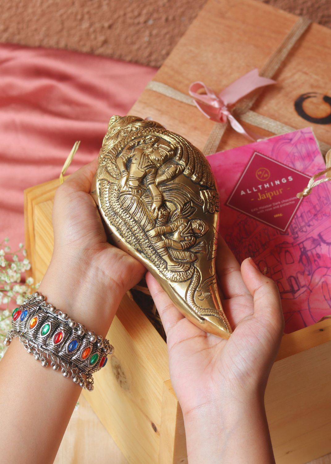 Brass Yoga Nidra Shankh Hamper – Luxury Diwali Gift