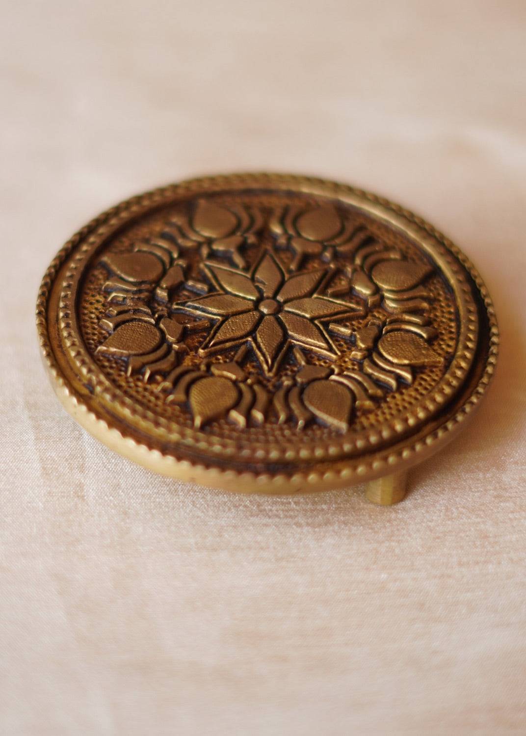 Brass Lotus Pooja Chowki – Circular Pedestal for Home Mandir