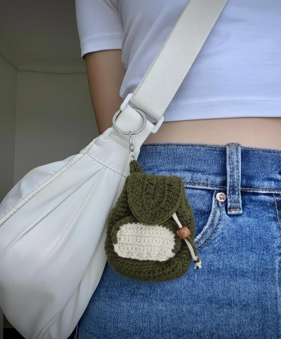 Crochet Mini Pouch – For AirPods, Coins & Lipsticks