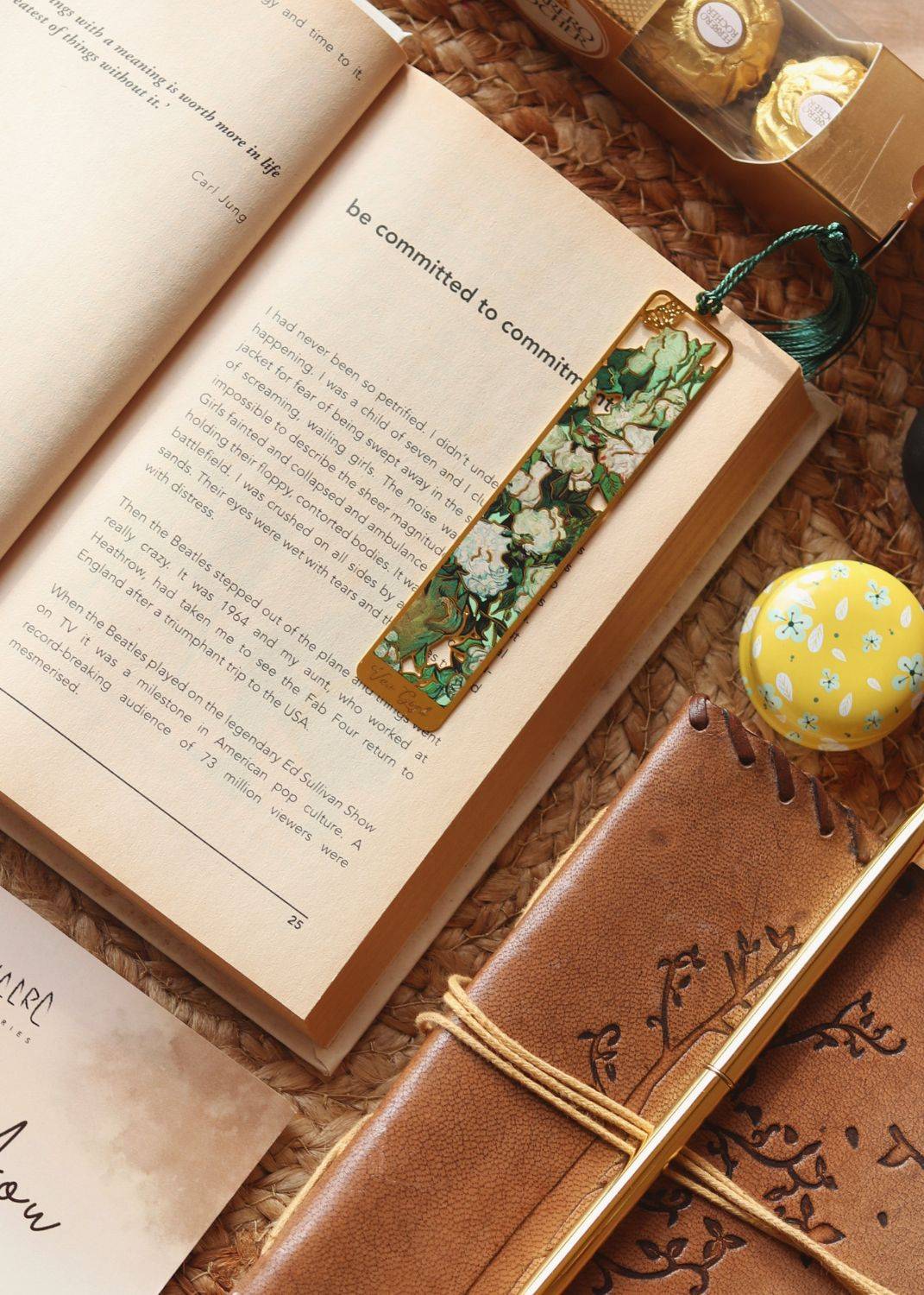 Rakhi Hamper for Bookworms