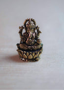 Brass Ganpati & Lakshmi Idol Hamper – Elegant Diwali Gift for Loved Ones